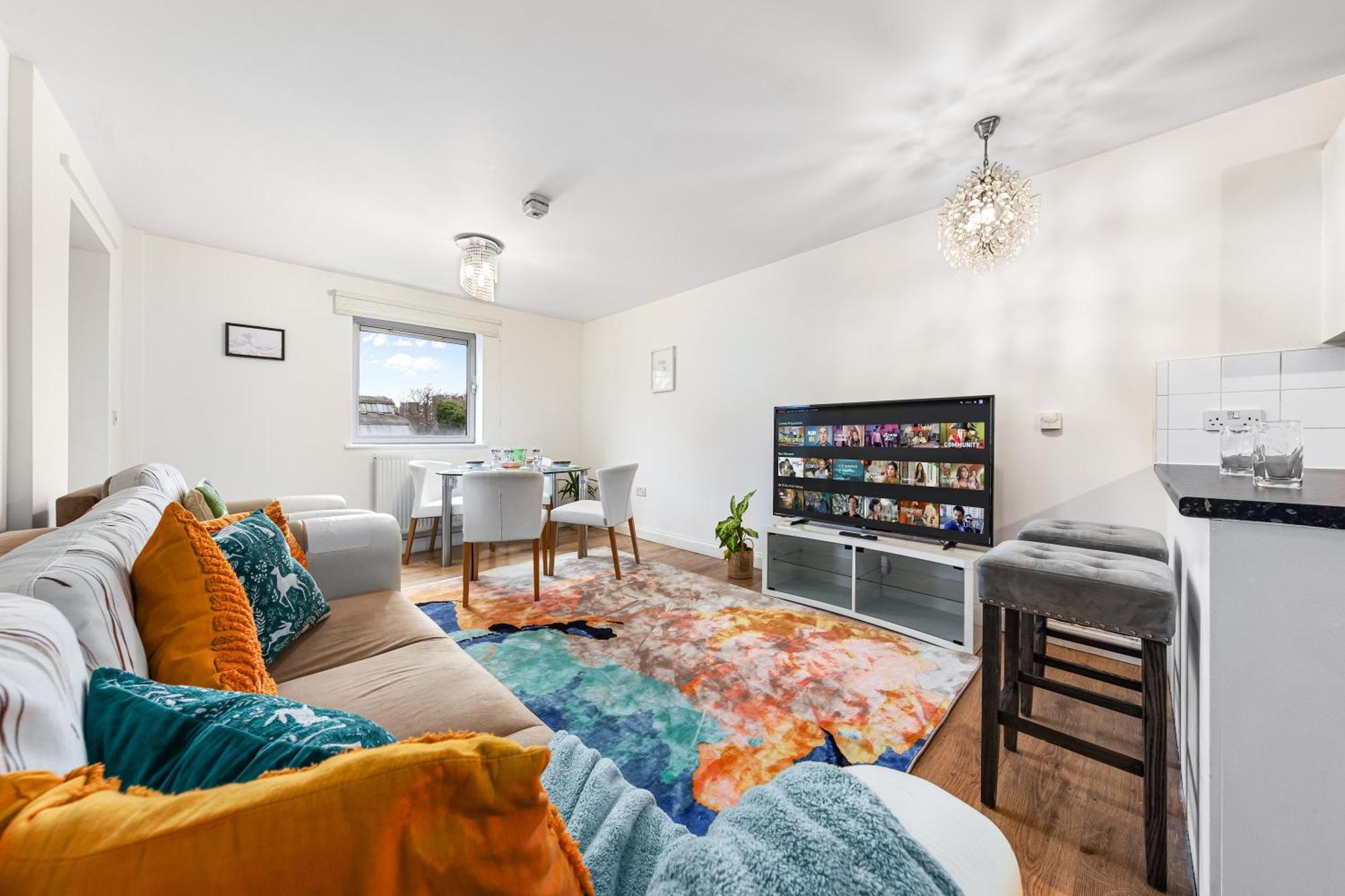 Modern Spacious 1 Bedroom Flat In Camden Лондон