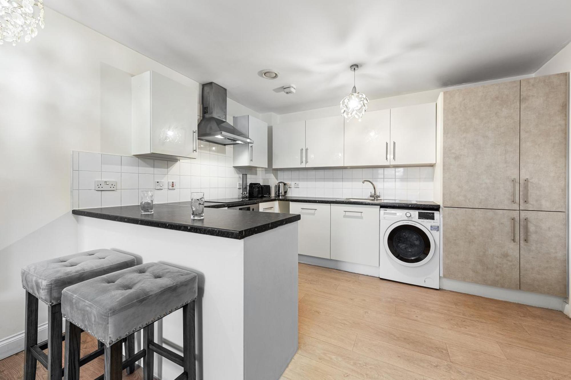 Апартаменты Modern Spacious 1 Bedroom Flat In Camden *